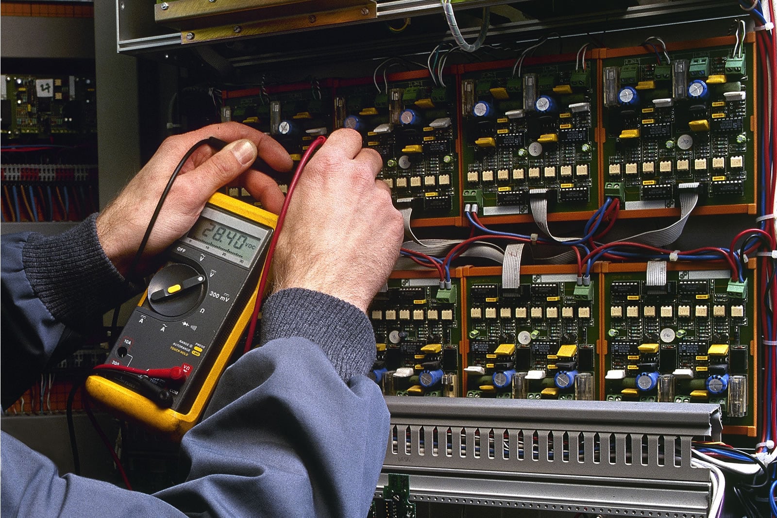 Time System - impianti elettrici civili ed industriali